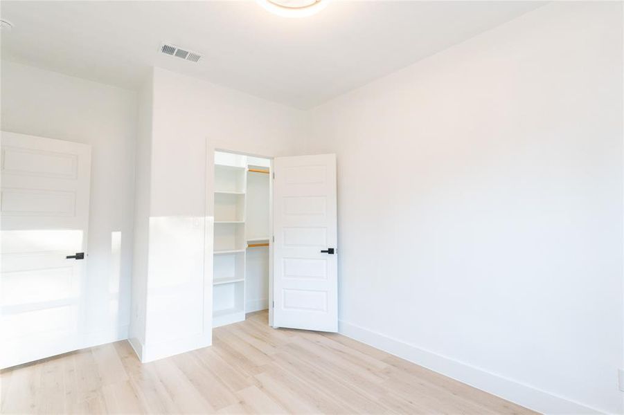 Spacious, unfurnished interior of a new home in , Mabank (Image 12). Spacious, unfurnished interior of a new home in , Mabank (Image 12).