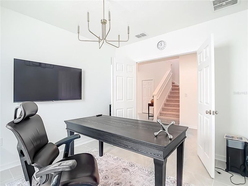 Furnished interior view inside a new home in , Port Charlotte (Image 13).