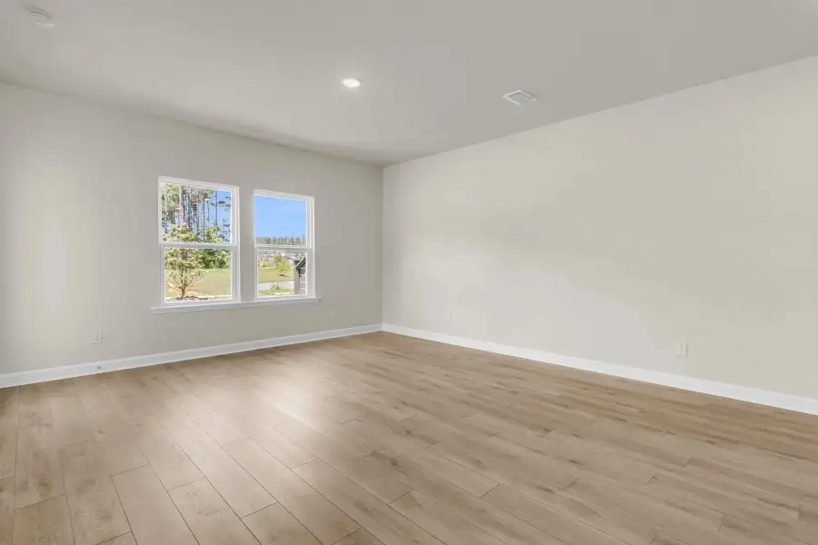 Similar Palmetto floorplan with Serene Collection. Features and finishes vary.