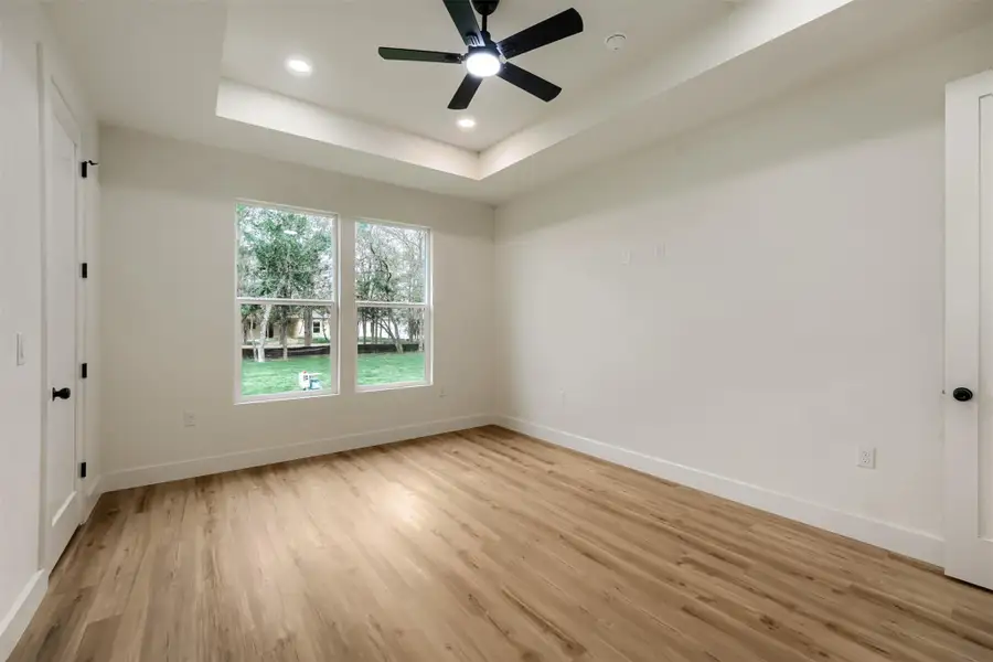 Spacious, unfurnished interior of a new home in , Bastrop (Image 14).
