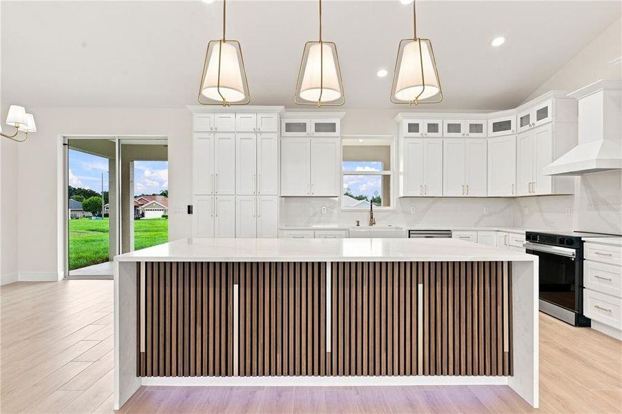 Furnished interior view inside a new home in , Belleview (Image 34).