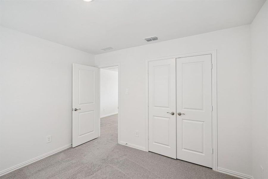 Photo is not of the actual home, but is an inspirational photo of builder’s model home and may depict options, furnishings, and/or decorator features that are not included. Photo is not of the actual home, but is an inspirational photo of builder’s model home and may depict options, furnishings, and/or decorator features that are not included.