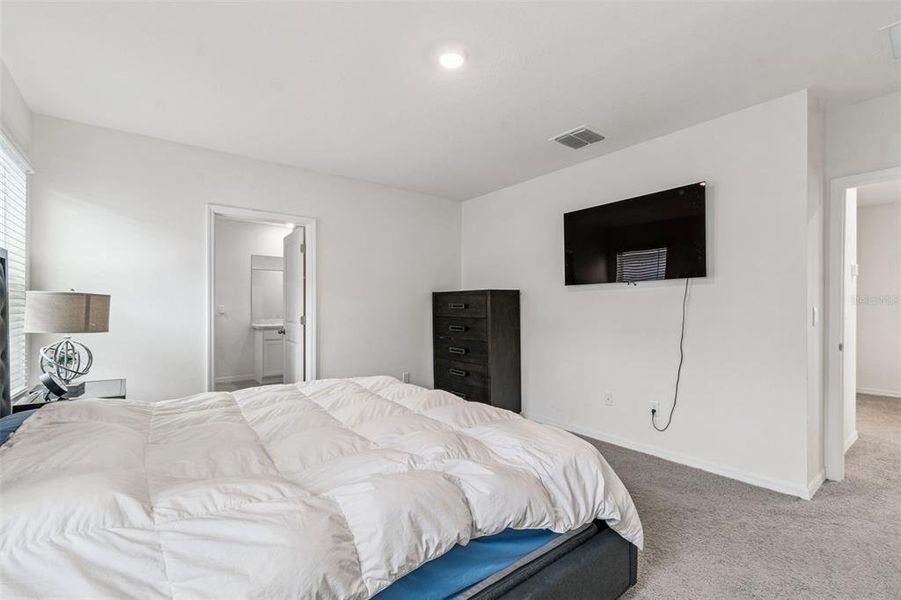 Furnished interior view inside a new home in Westgate at Avalon Park, Wesley Chapel (Image 71).