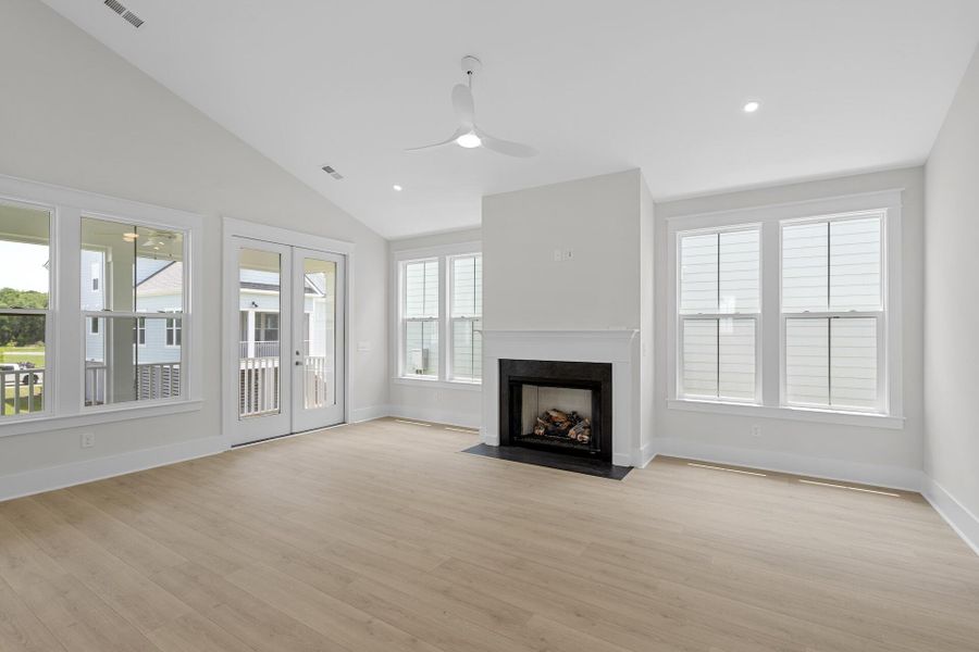 Spacious, unfurnished interior of a new home in Miller's Crossing, Johns Island (Image 35). Spacious, unfurnished interior of a new home in Miller's Crossing, Johns Island (Image 35).