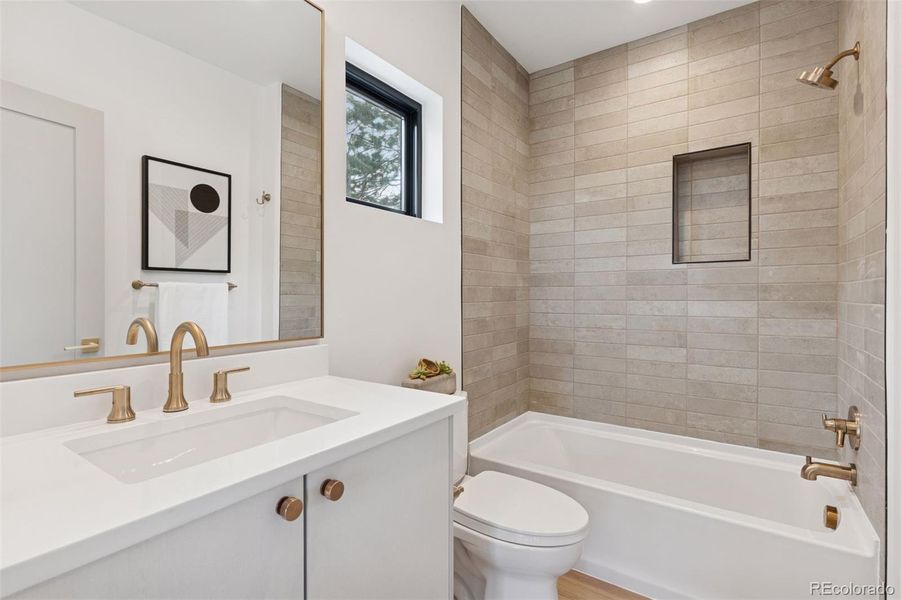 Furnished interior view inside a new home in , Boulder (Image 15).