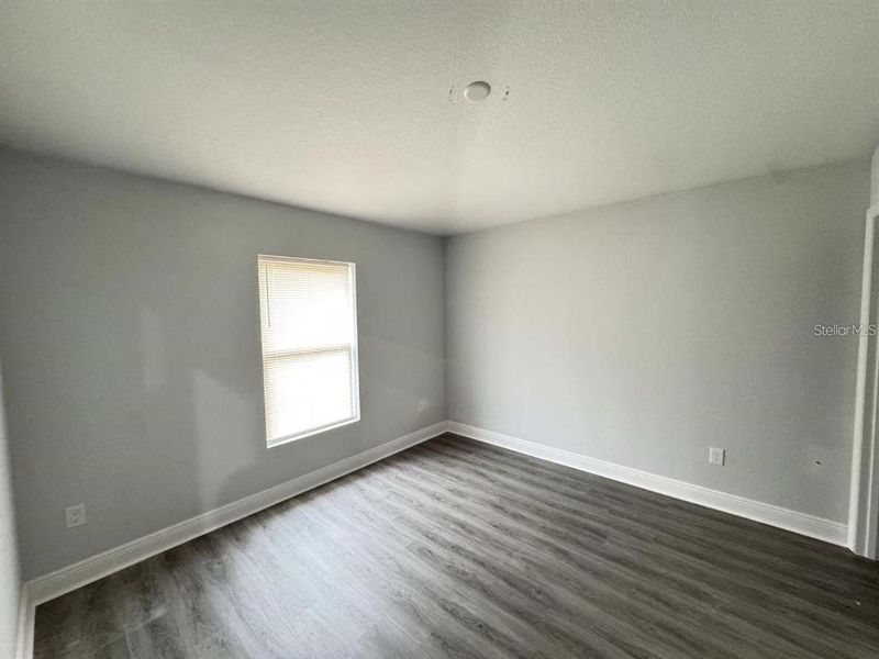 Spacious, unfurnished interior of a new home in , Winter Haven (Image 6).