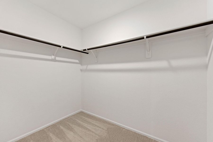 Spacious, unfurnished interior of a new home in Tavola, New Caney (Image 24).