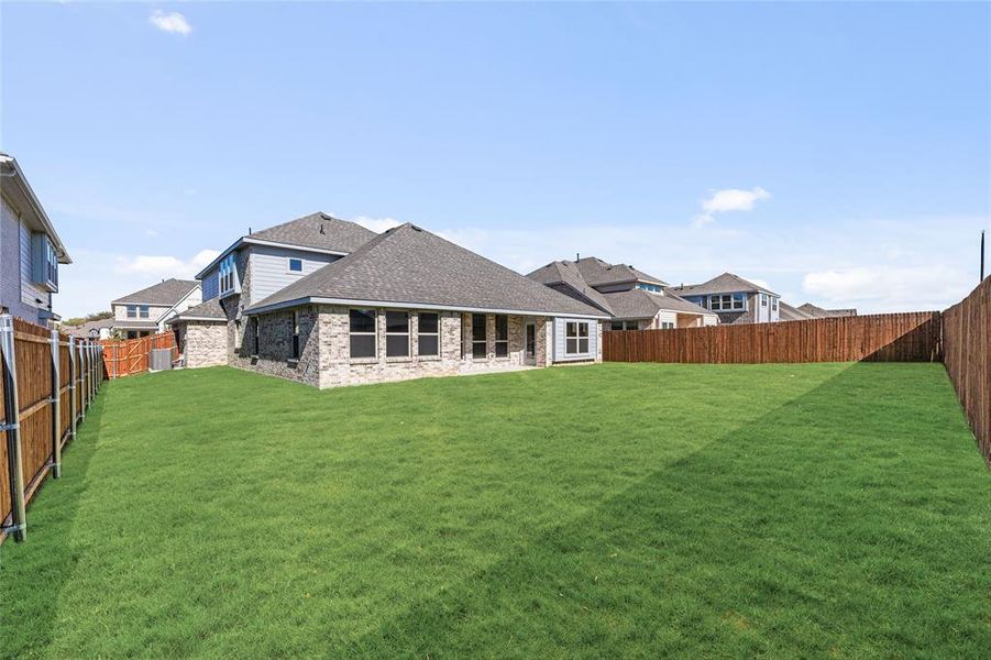 Exterior details and patio area of a home in Maplewood, Glenn Heights (Image 25). Exterior details and patio area of a home in Maplewood, Glenn Heights (Image 25).