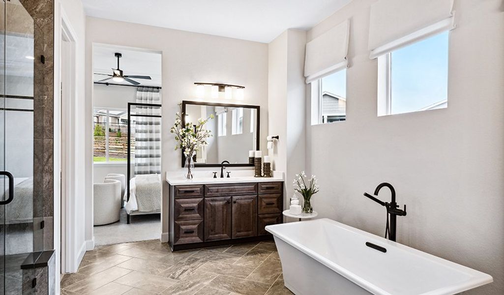 Pinecrest-DEN-TheAuroraHighlands Bathroom