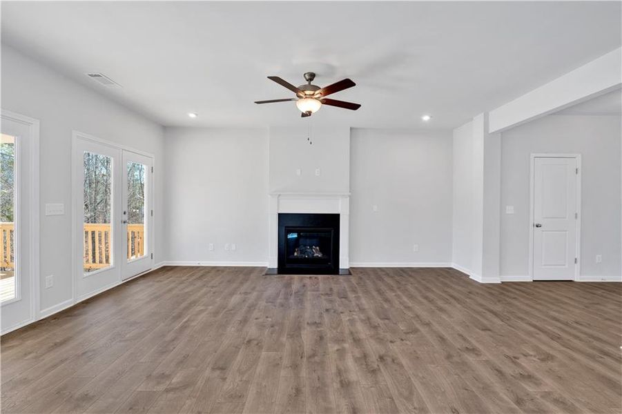 Spacious, unfurnished interior of a new home in , Cartersville (Image 16). Spacious, unfurnished interior of a new home in , Cartersville (Image 16).