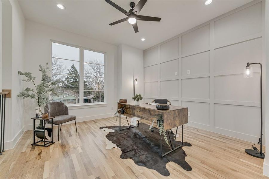Furnished interior view inside a new home in , Dallas (Image 36).