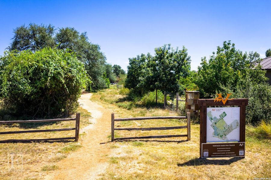 Community amenities in Vintage Oaks, New Braunfels (Image 35).