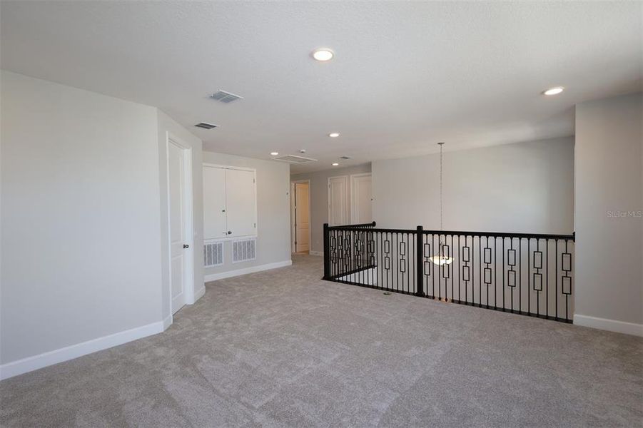 Spacious, unfurnished interior of a new home in Eden at Crossprairie, St. Cloud (Image 24). Spacious, unfurnished interior of a new home in Eden at Crossprairie, St. Cloud (Image 24).