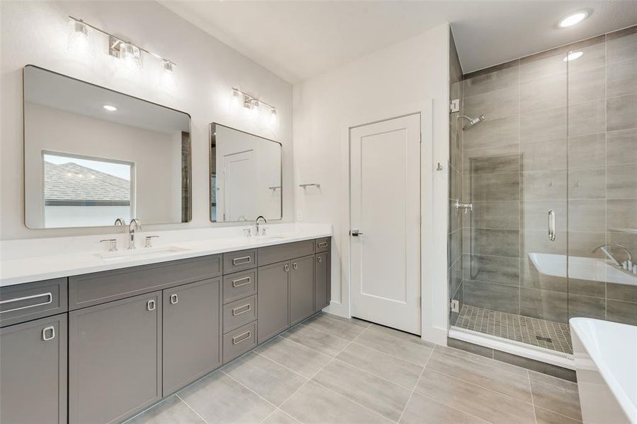 Furnished interior view inside a new home in , Lake Dallas (Image 6). Furnished interior view inside a new home in , Lake Dallas (Image 6).