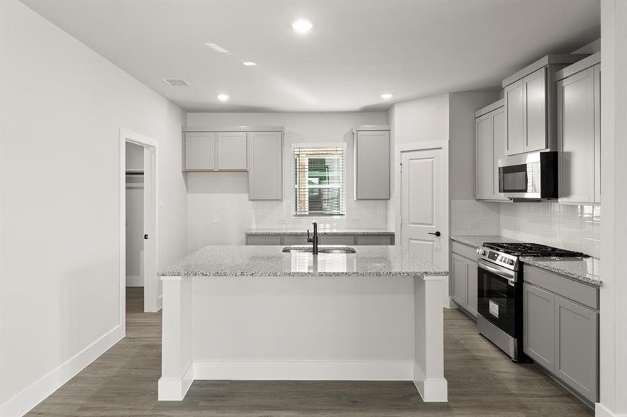 06. 705 Valley Pines - Kitchen 06. 705 Valley Pines - Kitchen