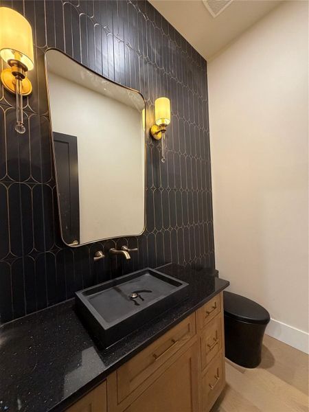 Powder room Powder room