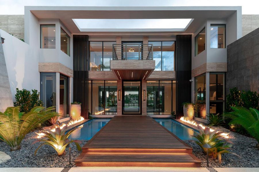 488 S Beach Rd, Jupiter Island, 33455-5