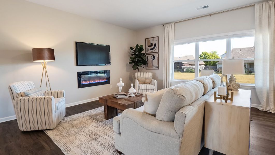 Representative furnished interior of a home built from the CAIRN by D.R. Horton in Riverwood Gardens, Oakland (Image 5).