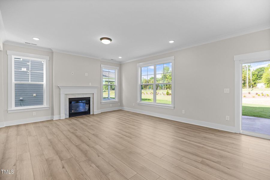 29-web-or-mls-596A7668