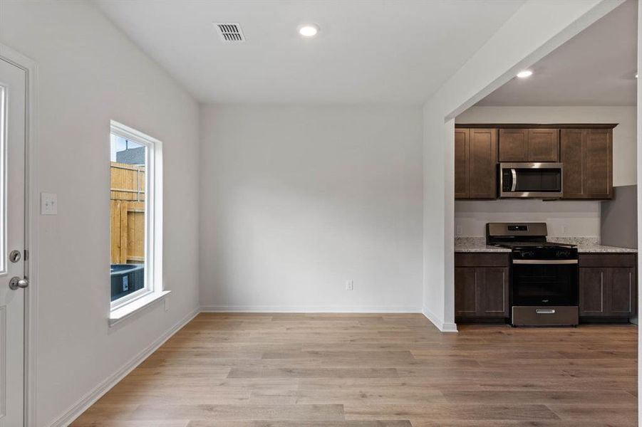 Spacious, unfurnished interior of a new home in Big Sky Estates, Ponder (Image 6).