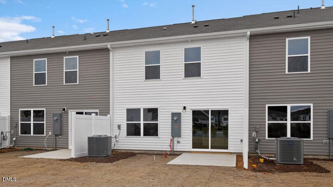 honeycutt-oaks-lot-204-007