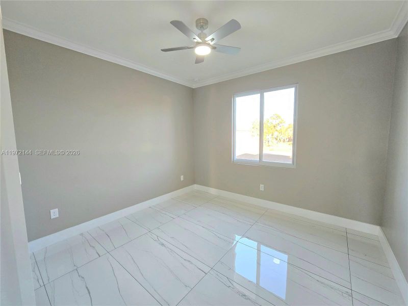 Spacious, unfurnished interior of a new home in , Lehigh Acres (Image 24).