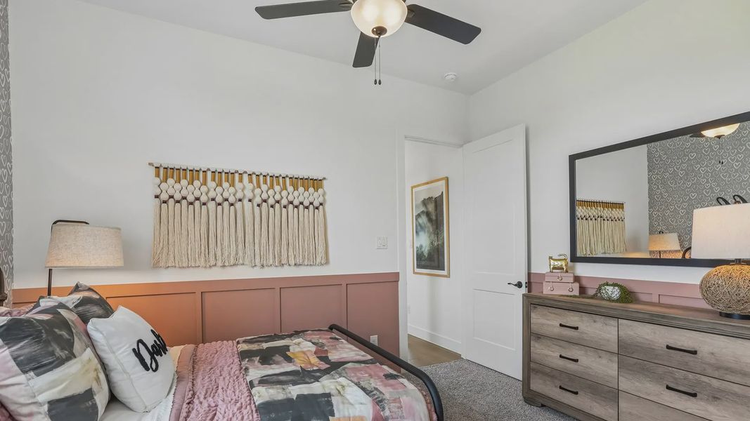 Representative furnished interior of a home built from the Sydney by Chesmar Homes in Westland Ranch, League City (Image 39).