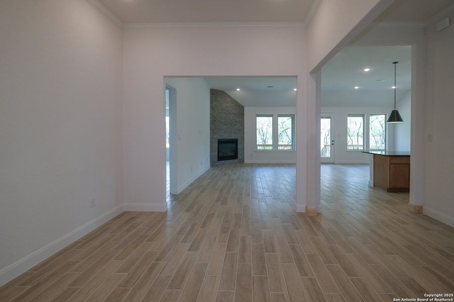 Spacious, unfurnished interior of a new home in Everly Estates, San Antonio (Image 23).