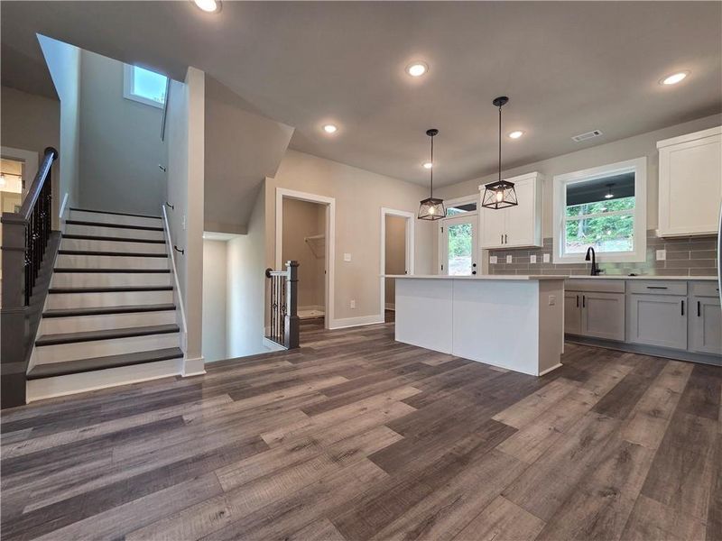 Image 32 of a home in .