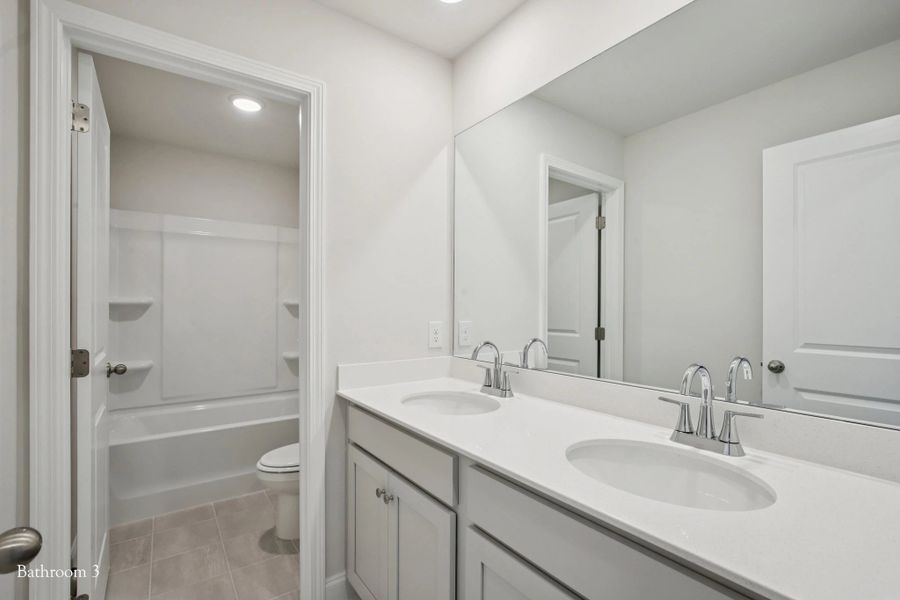 Furnished interior view inside a new home in Cades Bluff, Lebanon (Image 9).
