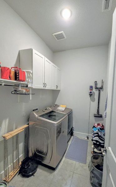 Furnished interior view inside a new home in , Austin (Image 28).