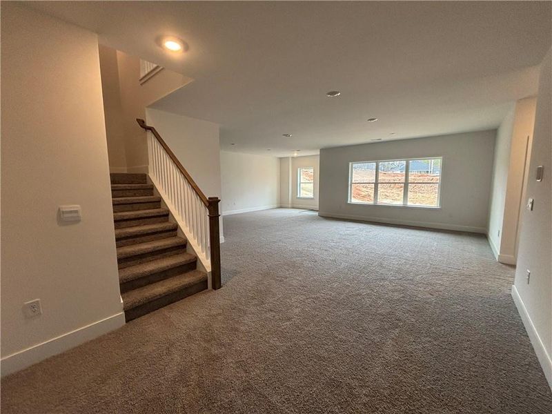 Spacious, unfurnished interior of a new home in Tuscany Hills, Douglasville (Image 20).