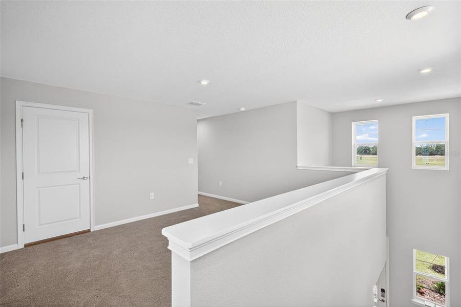 Spacious, unfurnished interior of a new home in Crosswind Ranch, Parrish (Image 18). Spacious, unfurnished interior of a new home in Crosswind Ranch, Parrish (Image 18).