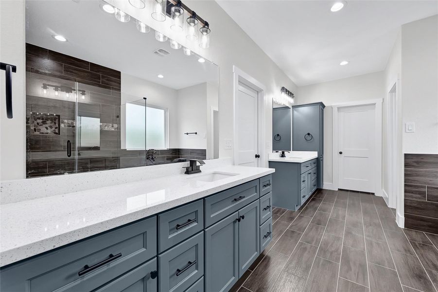 Furnished interior view inside a new home in , Plantersville (Image 16).