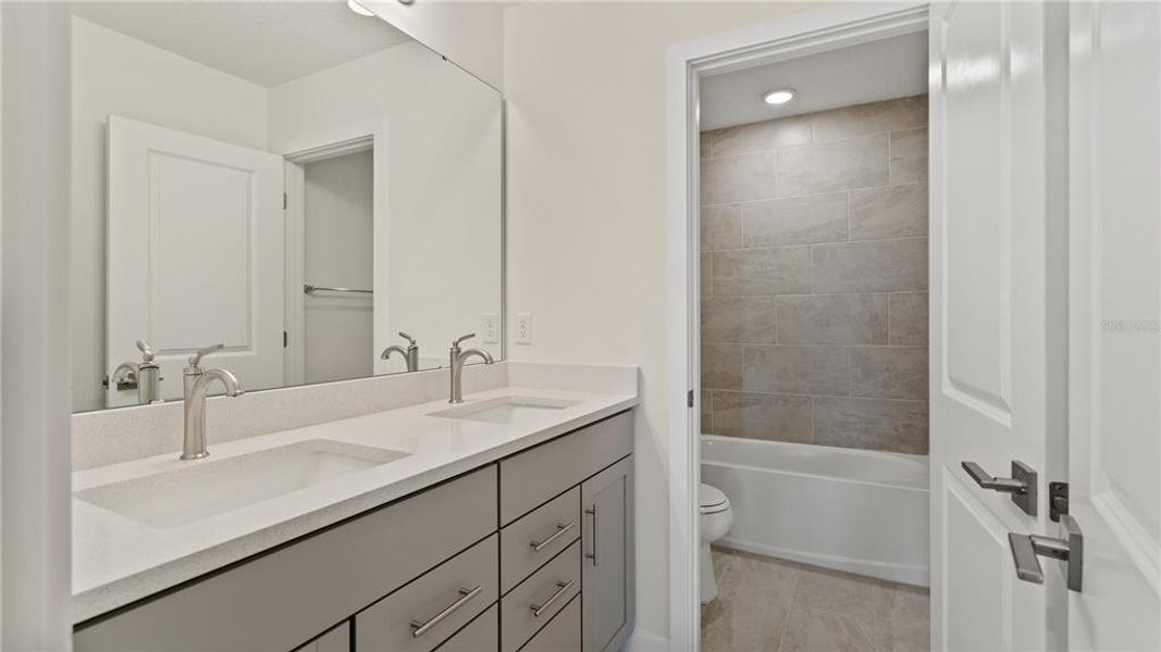 Furnished interior view inside a new home in Willowbrook North, Winter Haven (Image 11).