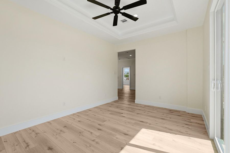 Spacious, unfurnished interior of a new home in , Channelview (Image 30).