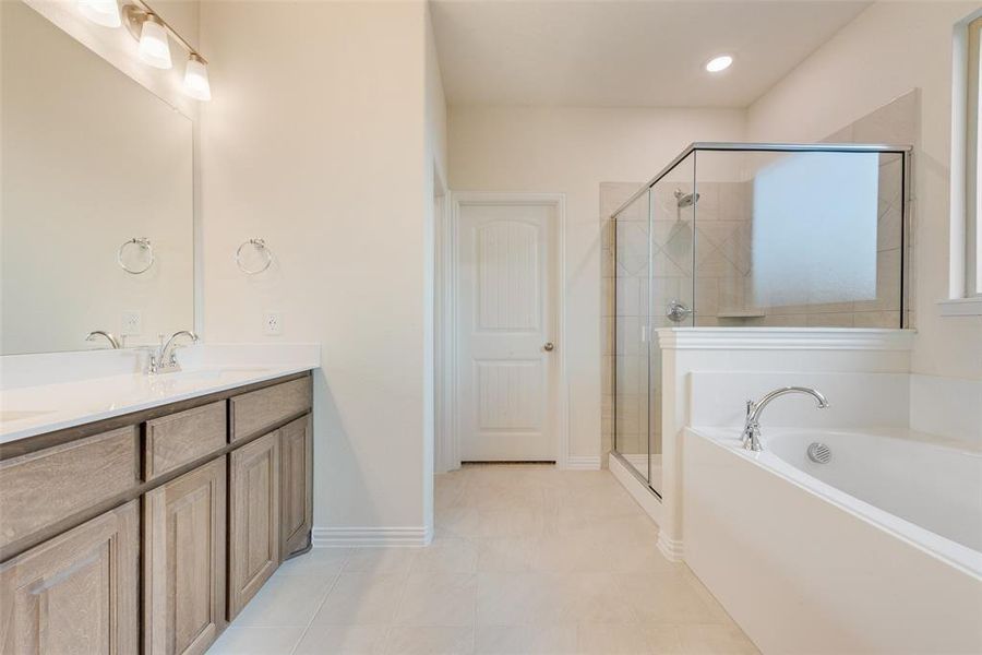 Furnished interior view inside a new home in Liberty Pointe, Gainesville (Image 6). Furnished interior view inside a new home in Liberty Pointe, Gainesville (Image 6).