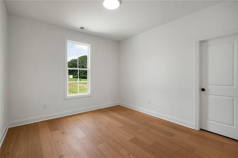 Spacious, unfurnished interior of a new home in , Calhoun (Image 19).