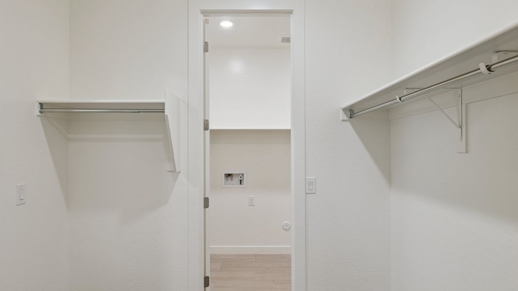 Spacious, unfurnished interior of a new home in The Ridge at Stone Butte, Phoenix (Image 34).