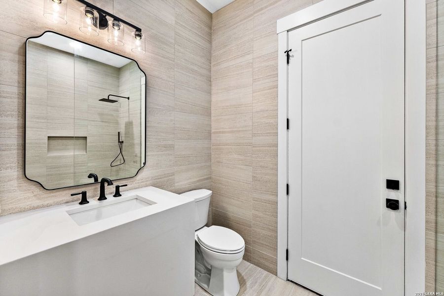 Furnished interior view inside a new home in , Bulverde (Image 12). Furnished interior view inside a new home in , Bulverde (Image 12).