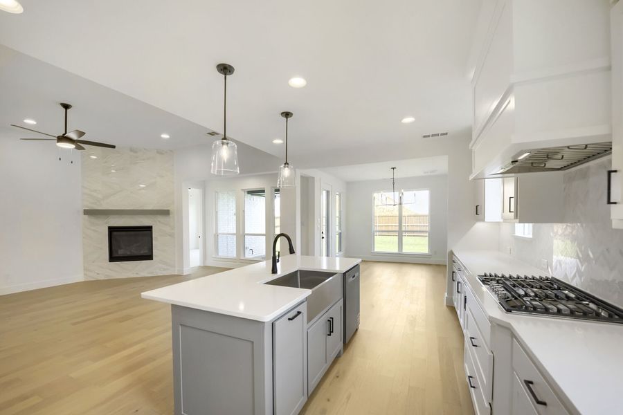 1266 Cedarwood - Kitchen