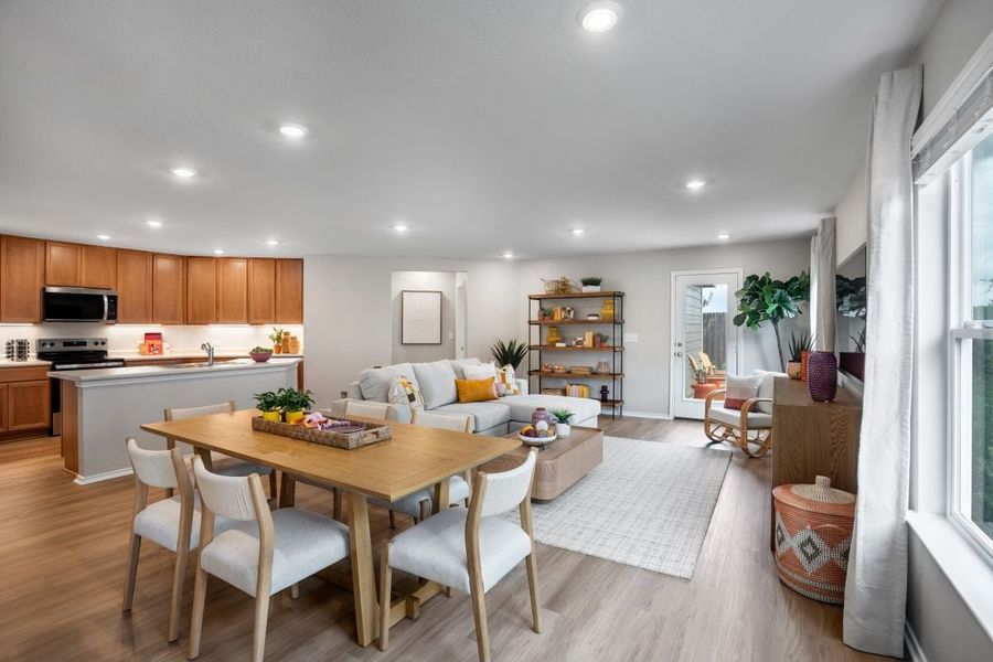 Representative furnished interior of a home built from the Plan 1548 by KB Home in Creekside at Estancia, Austin (Image 4). Representative furnished interior of a home built from the Plan 1548 by KB Home in Creekside at Estancia, Austin (Image 4).