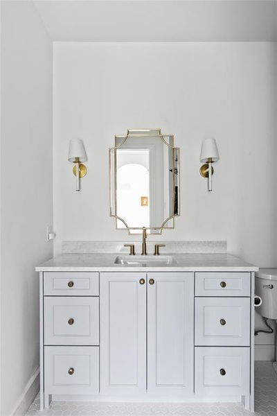 Furnished interior view inside a new home in , Dallas (Image 11).