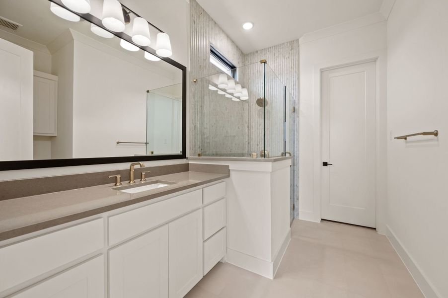 Furnished interior view inside a new home in Montclair, Prosper (Image 12).