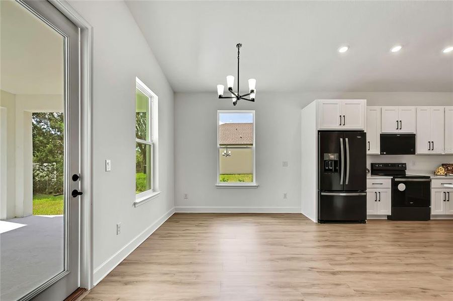 Spacious, unfurnished interior of a new home in , Spring Hill (Image 44).