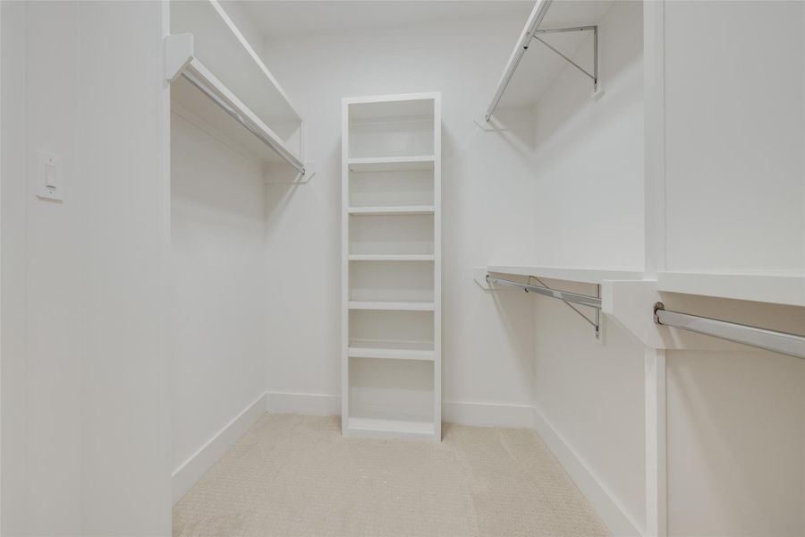 Spacious, unfurnished interior of a new home in , Houston (Image 20). Spacious, unfurnished interior of a new home in , Houston (Image 20).