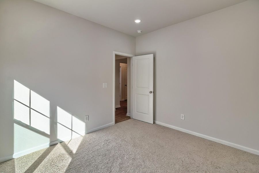 Spacious, unfurnished interior of a new home in , Orangeburg (Image 19).