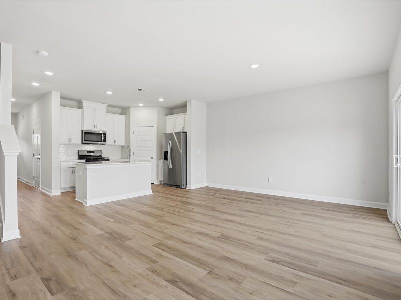 Spacious, unfurnished interior of a new home in Crossing at Abner Creek Townes, Greer (Image 9).