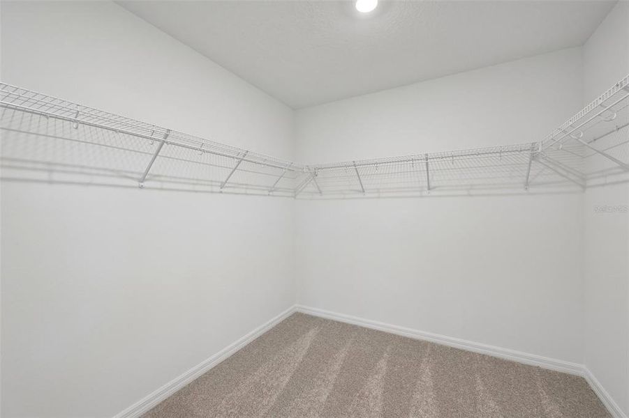 Spacious, unfurnished interior of a new home in Southpointe, Palmetto (Image 22). Spacious, unfurnished interior of a new home in Southpointe, Palmetto (Image 22).