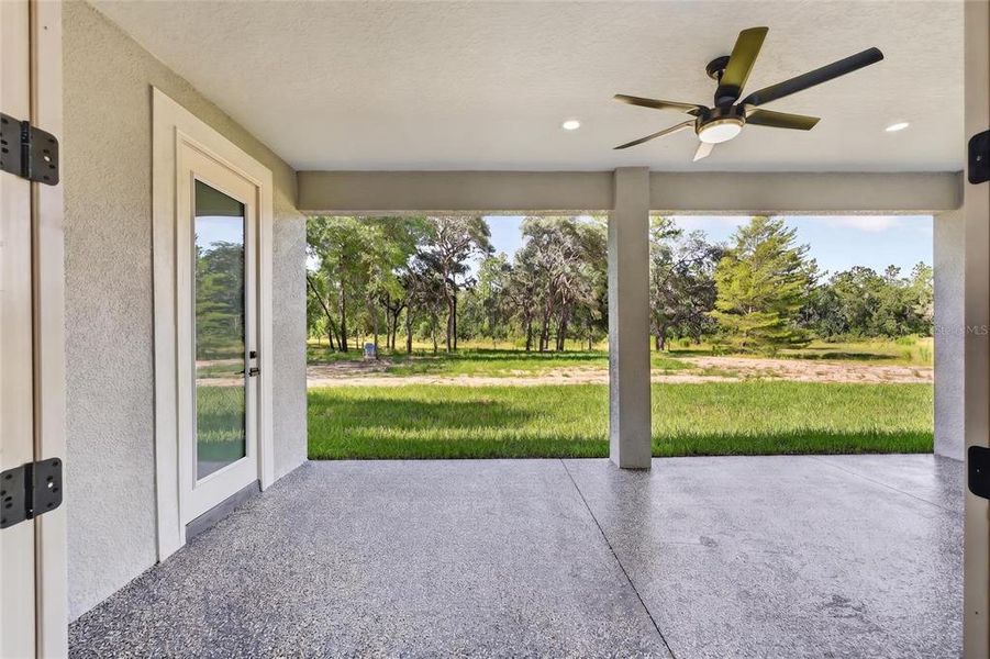 Exterior details and patio area of a home in , Ocala (Image 31). Exterior details and patio area of a home in , Ocala (Image 31).